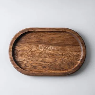 Овальная тарелка из дуба, 32×20 см от мастерской DIVIRO